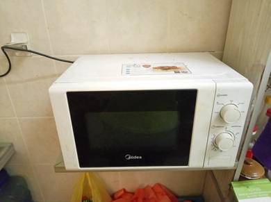 Midea Electric Microwave TF412