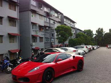 Apartment For Sale in Galleria (Seri Kembangan)
