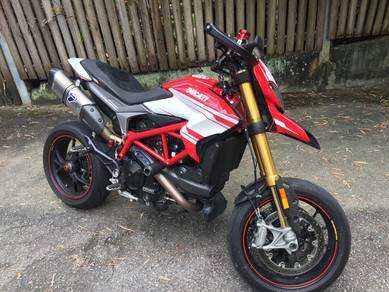 Ducati Hypermotard 939