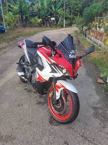 Modenas Pulsar RS200
