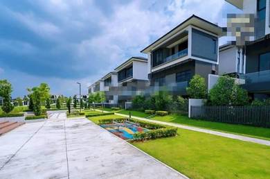 Bungalow House For Sale in Setia Alam,SGR