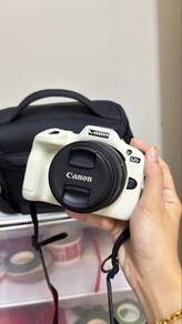 Canon EOS R50 Black (Full Set)