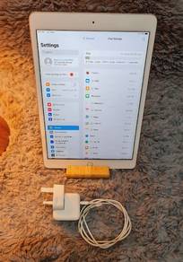 Apple iPad 10.2 (2019)