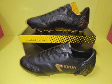 ITEM BARU_Kasut Bola Soccer Shoes LINE 7 size 43