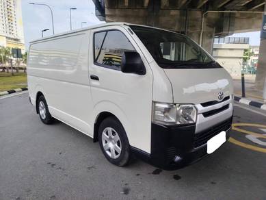 Toyota Hiace in Serdang, KUL