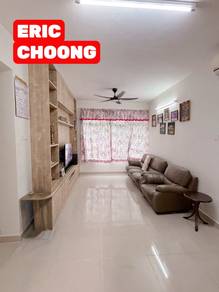 Condominium For Sale in All Seasons Park