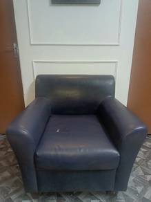 sofa lether
