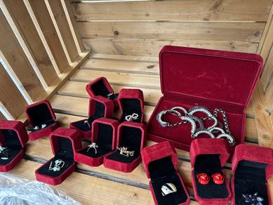 women accessories