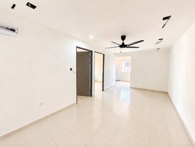 Flat For Sale in Teluk Kumbar,PNG