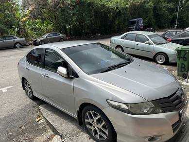 Honda City E in Port Klang, SGR