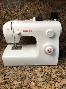 Singer Tradition 2250