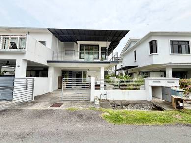 Semi-Detached House For Sale in Bandar Saujana Putra,SGR
