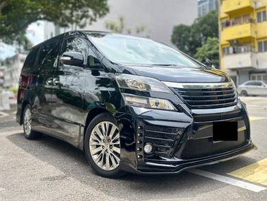 Toyota Vellfire Z GOLDEN EYES in Pudu, KUL