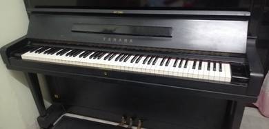 YAMAHA UPRIGHT Piano U3