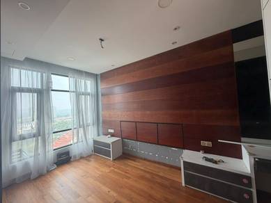 Condominium For Sale in Molek Regency