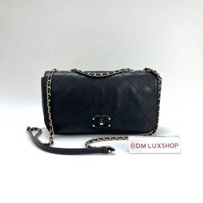 Preloved Chanel CC Stitched Flap Bag Black GHW