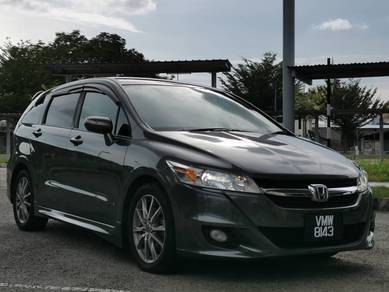 Honda Stream i-VTEC RSZ in Bandar Puteri Puchong, SGR