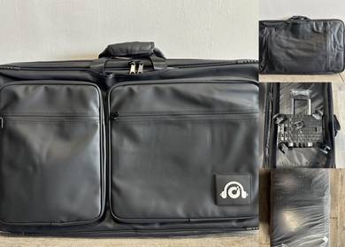 DJ Hard Case Bag Great Condition