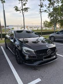 Mercedes Benz A200 200 BlueEFCY (CBU) in Telok Panglima Garang, SGR