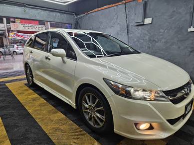 Honda Stream i-VTEC RSZ in Bukit Jalil, KUL