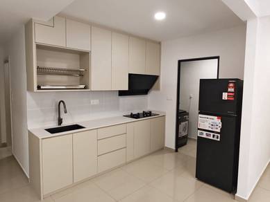 Condominium For Rent in Ideal Venice Residency