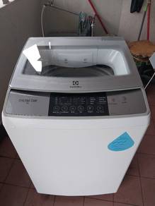 Mesin basuh/washing machine. 