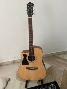 Guitar Ibanez v40 Left Handed