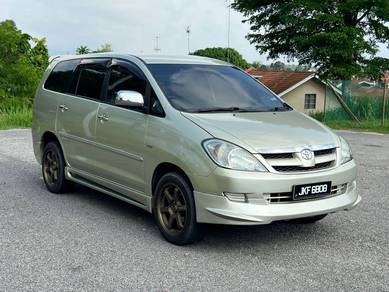 Toyota Innova G in Batu Pahat, JHR