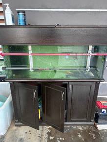 Aquarium 4kaki kabinet  Dan Super red