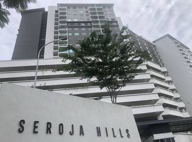 Condominium For Rent in Seroja Hills