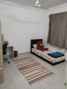 Room in Bandar Tasik Selatan, KUL