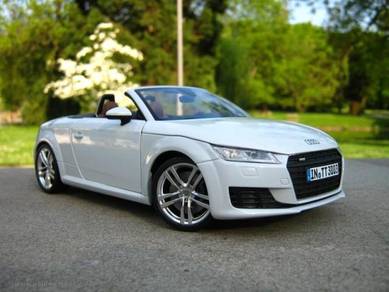 1:18 Minichamps Audi TT Roadster Glacier White
