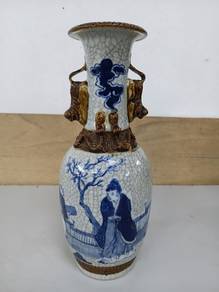 Chinese Blue & White Figural Crackle-Glaze Vase 