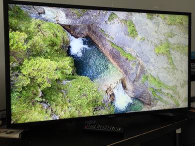 SAMSUNG 40 inch LED TV UA40N5000AK