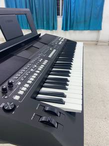 Yamaha SX600 Arranger Keyboard