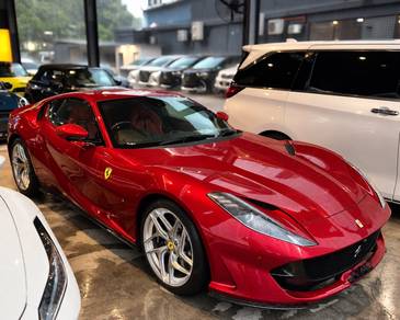 Ferrari 812 SUPERFAST in Old Klang Road, KUL
