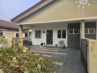 Semi-Detached House For Sale in Sitiawan,PRK