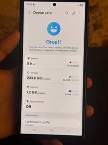 Samsung S23 Ultra dark color