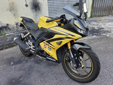 Yamaha R15