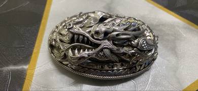 dragon buckle
