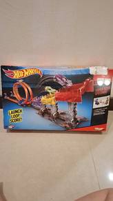 Hot Wheels SuperScore Speedway–Excellent Condition