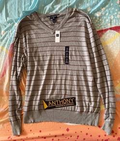 gap long sleeve sweatshirt - L size