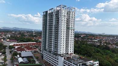 Condominium For Sale in Berjaya Condominium