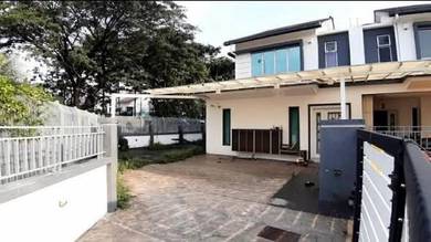 Semi-Detached House For Sale in Klang,SGR