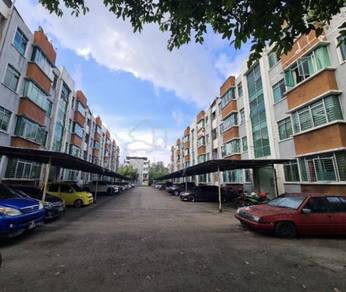 Apartment For Sale in University Apartment Phase 1