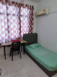 Room in Bukit Beruang, MLK