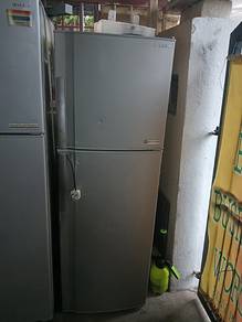 peti sejuk 2 pintu elok lagi 