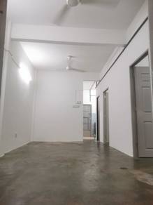 Flat For Sale in Taman Menglembu Impiana Adril, Lahat, Perak