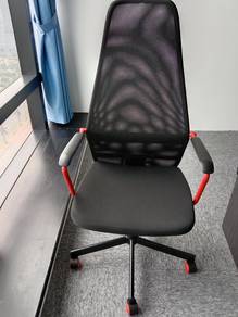 Manager Chair
