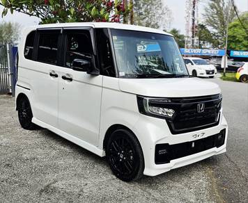 Honda N BOX CUSTOM L TURBO in Bangsar, KUL